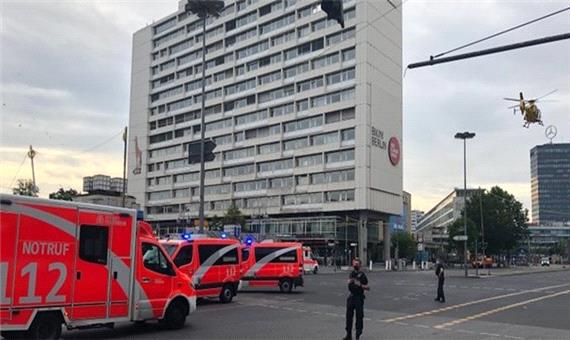 هجوم خودرو به جمعیتی در برلین حداقل 5 زخمی بر جا گذاشت