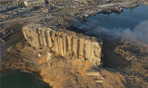 ورود مکرون و میشل عون به محل وقوع انفجار بیروت