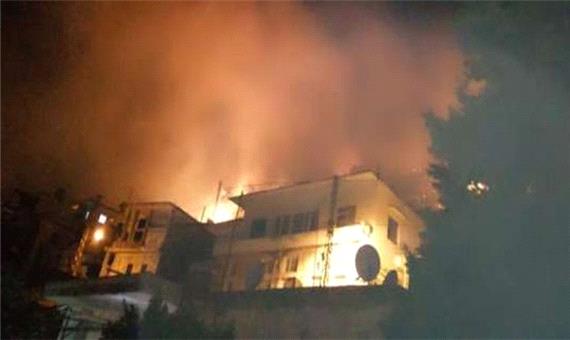 آتش‌سوزی گسترده در منطقه صعب‌العبور؛ لبنان روی مدار بدبیاری است