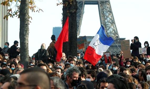 یورش پلیس فرانسه به تظاهرات‌کنندگان در پاریس