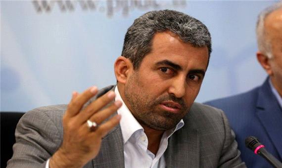 پورابراهیمی: گزینه های انتخاب جانشین رئیس بورس نگرانمان کرده است