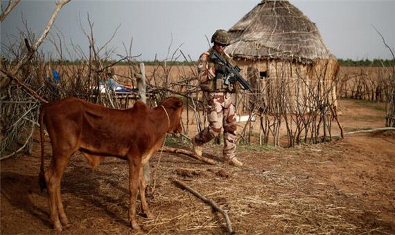 زخمی شدن 6 سرباز فرانسوی در حمله انتحاری در مالی