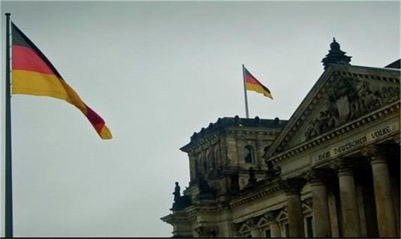 حضور پلیس در اطراف ساختمان پارلمان آلمان تقویت می شود