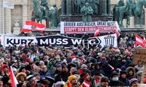 برگزاری اعتراضات ضد محدودیت‌ها در برلین و وین/ هشدار اتحادیه صنایع آلمان درباره عواقب تشدید کنترل‌های مرزی