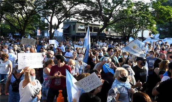 اعتراض آرژانتینی‌ها به بی‌عدالتی واکسیناسیون کرونا