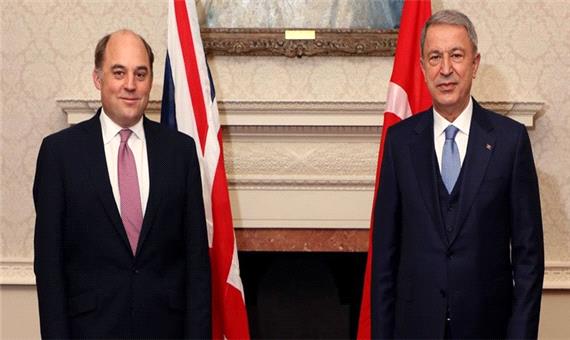 رایزنی وزرای دفاع ترکیه و انگلیس درباره همکاری‌های نظامی