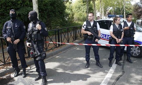 درگیری مسلحانه میان عضو سابق ارتش و نیروهای پلیس فرانسه