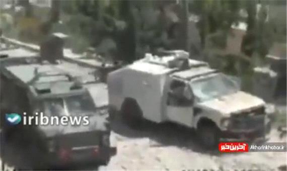 تصاویری از سنگ پراکنی فلسطینیان به خودروهای صهیونیست ها در بیت امر