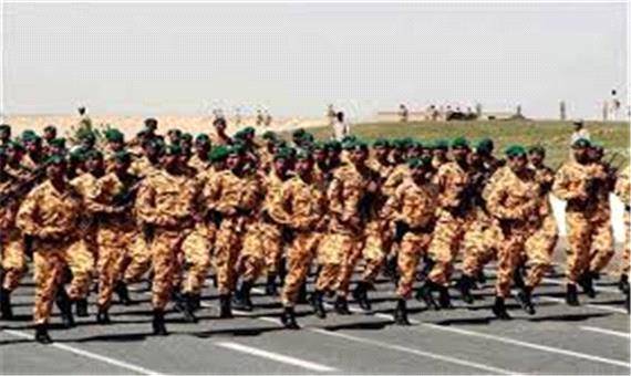کویت پیوستن زنان به ارتش را بررسی می‌کند