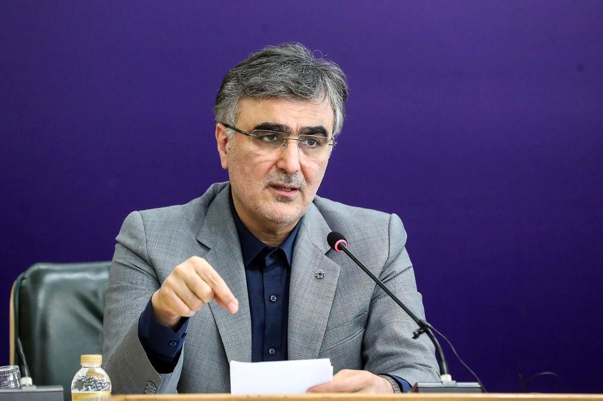 رئیس بانک مرکزی: ۶۰ درصد پول و منابع در تهران است