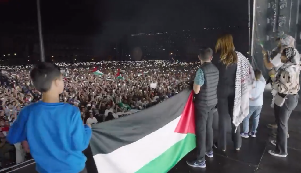 فریاد «فلسطین آزاد باد» در کنسرت ۱۸۰ هزار نفره در مکزیک