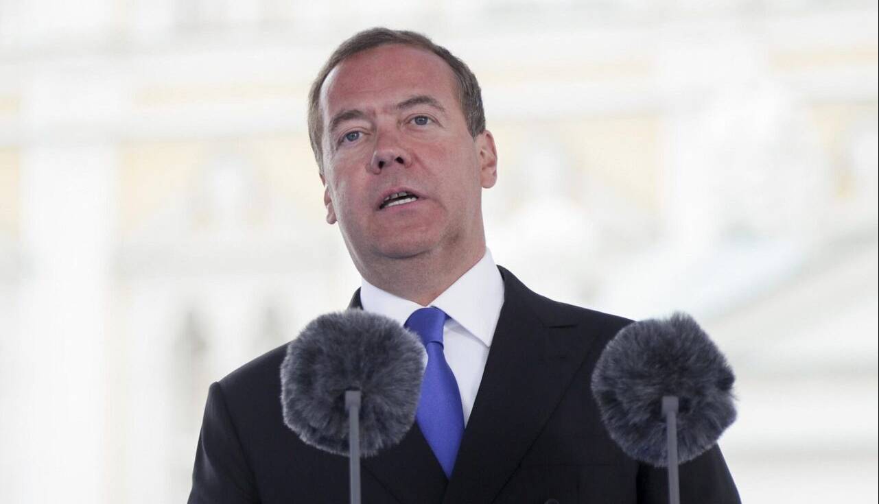 هشدار مدودف به بروکسل: با حمایت‌های مالی بیشتر، پایان دولت کی‌یف را وحشتناک‌تر خواهید کرد