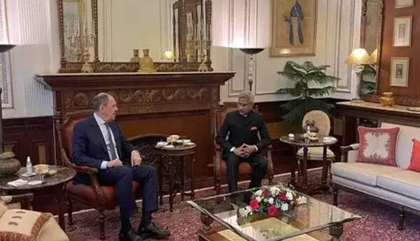 تاکید جایشانکار و لاوروف بر تقویت روابط دهلی‌نو-مسکو