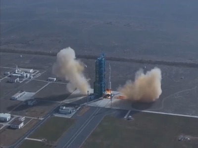 پرتاب اضطراری موفقیت‌آمیز چین به فضا