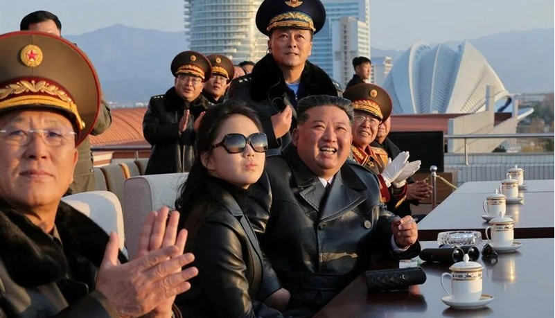 تأکید کیم جونگ اون بر نقش بازدارندگی هسته‌ای نیروی هوایی کره شمالی