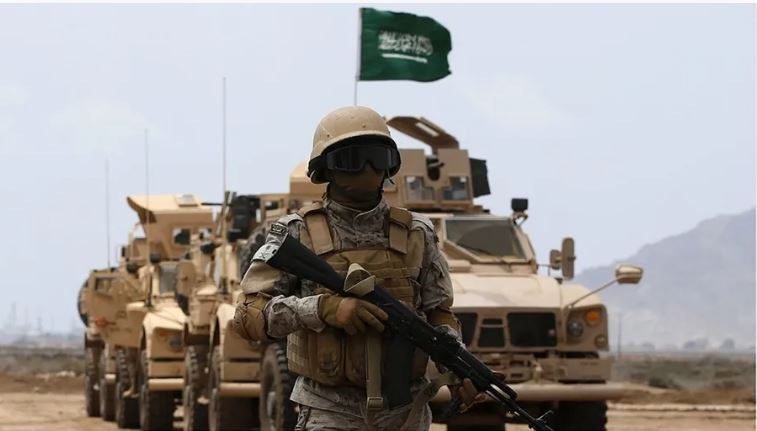 عربی۲۱: نیروهای عربستانی و سودانی کاخ ریاست جمهوری در عدن را ترک کرده‌اند