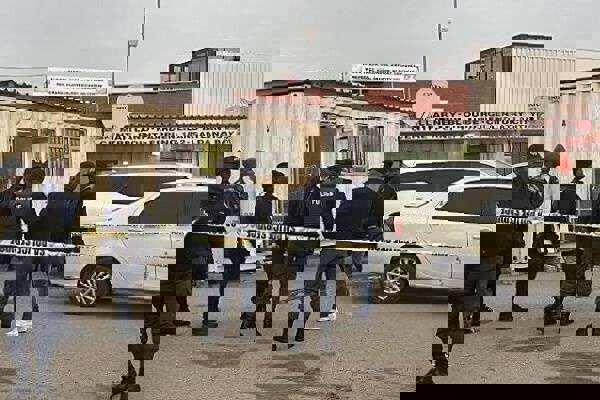 بیش از ۲۰ کشته و زخمی در تیراندازی به عابران در آفریقای جنوبی