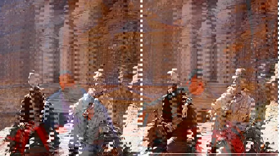 جنجال بر سر تحرکات مشکوک سفیر آمریکا در اردن