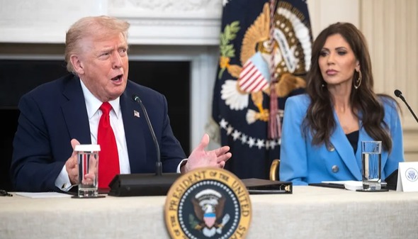 واشنگتن: مادورو باید برود