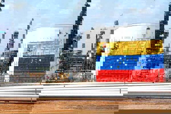 آیا ونزوئلا نفت و دارایی‌های آمریکا را «سرقت» کرده است؟