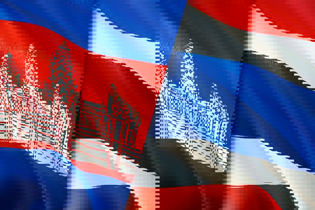 وزیران دفاع تایلند و کامبوج توافق آتش‌بس امضا کردند