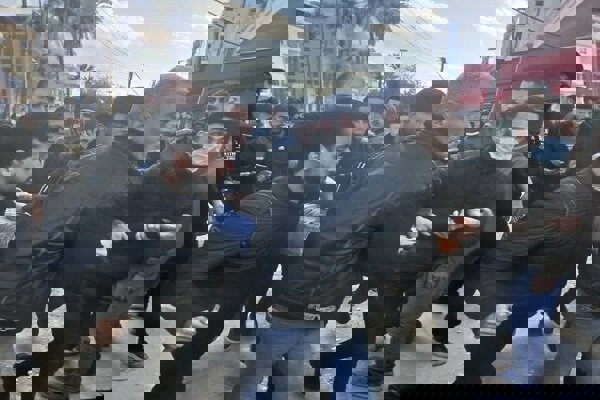 نیروهای جولانی با گلوله و سلاح سرد به معترضان در سوریه حمله ور شدند