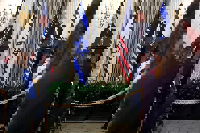 ادعا و اظهارات متناقض ترامپ: از مذاکره با ایران استقبال می‌کنم