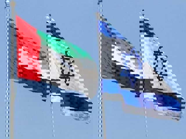 تحلیلگر سعودی: تحرکات امارات در منطقه همسو با تل‌آویو است