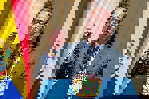 رئیس جمهور کلمبیا پشت‌پرده حمله آمریکا به کشتی‌های تندرو را فاش کرد