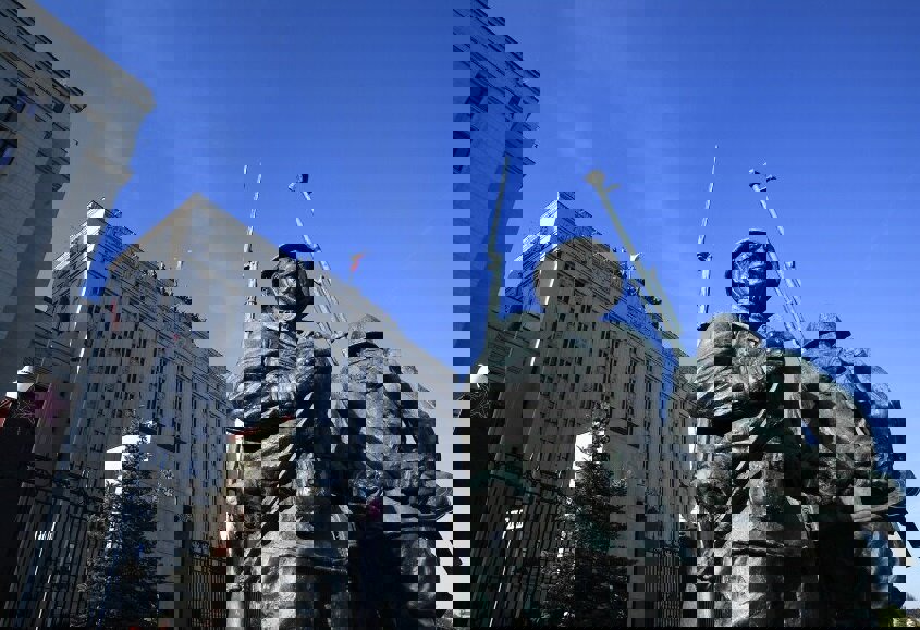 مسکو:پهپادهای اوکراینی از «سومی و چرنیهیف» به اقامتگاه پوتین شلیک شدند