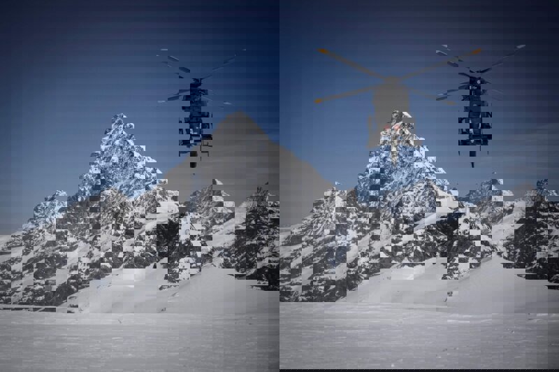 افزایش قربانیان انفجار پیست اسکی سوئیس به ۱۴۰ کشته و زخمی