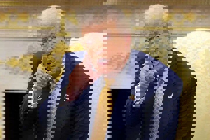 ترامپ: کوبا در آستانه نابودی است