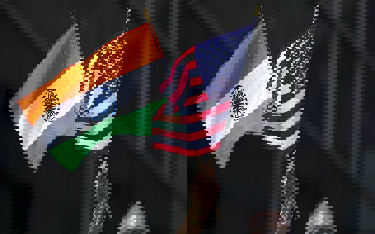 توافق موقت تجاری آمریکا و هند