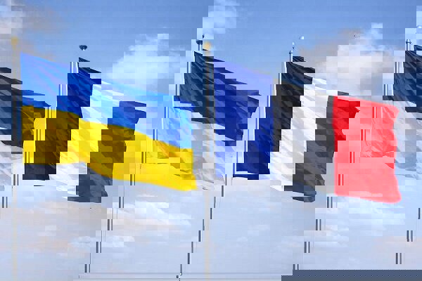 اعلام آمادگی فرانسه برای ارائه جنگنده به اوکراین