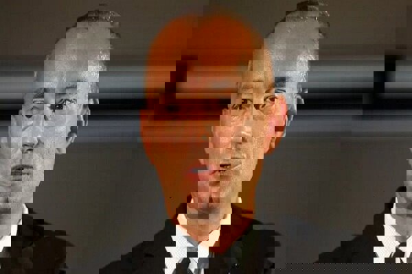 ملادینوف: اسرائیل باید از «خط زرد» در نوار غزه عقب‌نشینی کند