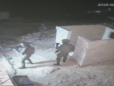 یورش نظامیان صهیونیست به منازل فلسطینیان