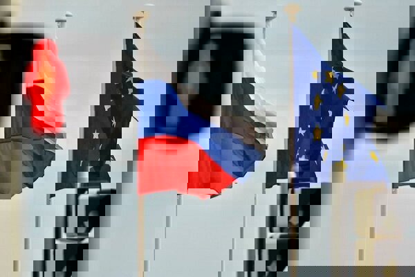 ال‌پائیس: اروپا دنبال گفت‌وگو با روسیه است