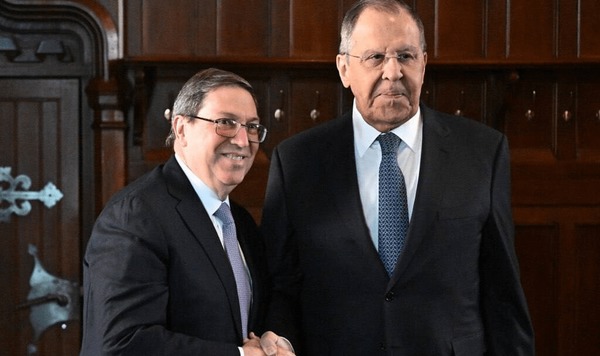 لاوروف در دیدار با وزیر خارجه کوبا: آمریکا عاقلانه عمل کند