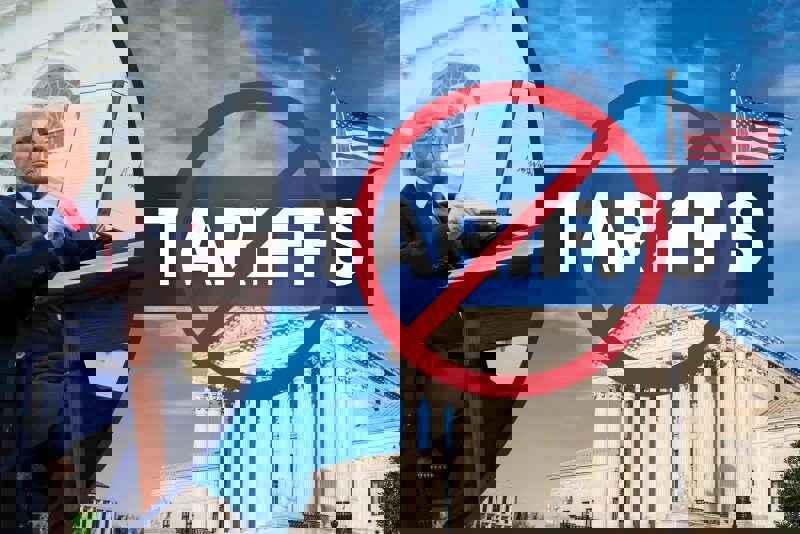 واکنش تند ترامپ به حکم دیوان عالی آمریکا علیه سیاست‌های تعرفه‌ای