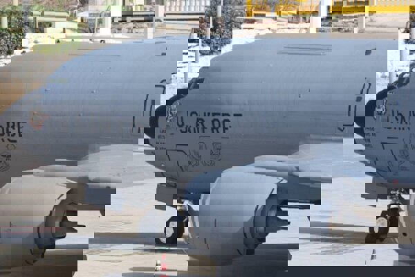 هواپیمای نظامی آمریکا دچار حادثه شد؛ ۵ آمریکایی زخمی شدند