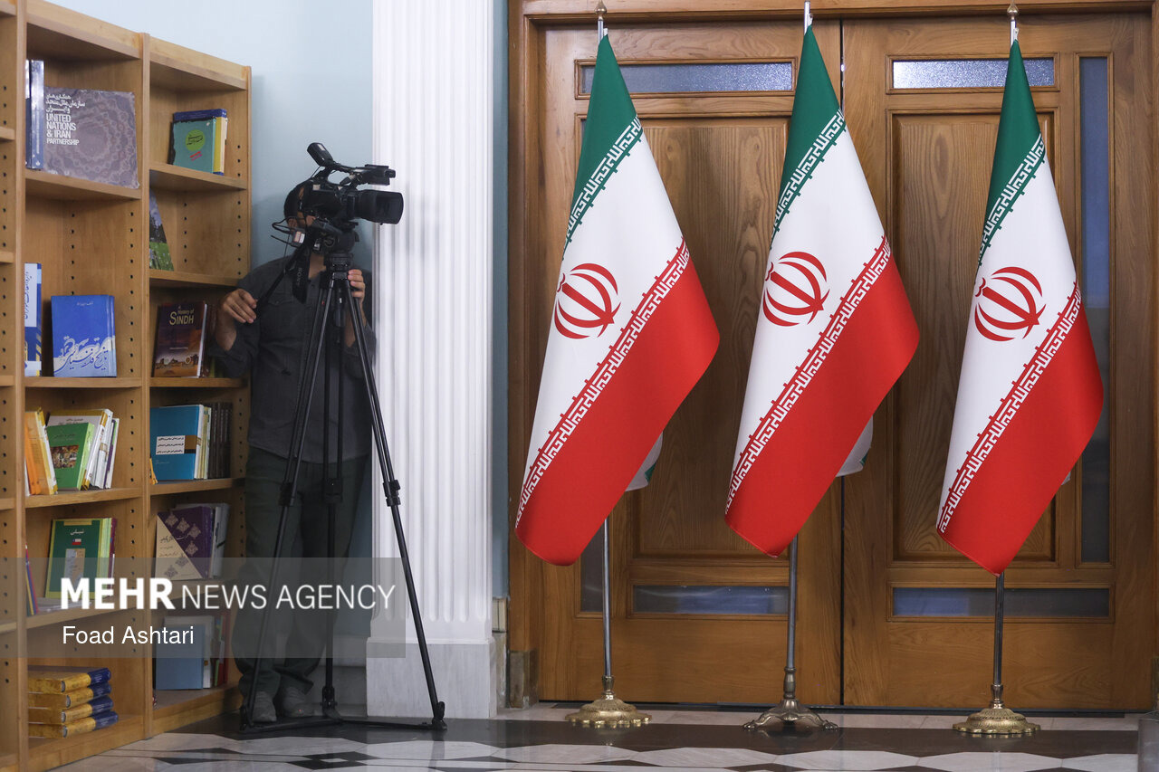 معاون وزیر خارجه: در حمله به بالگرد آپاچی آمریکا دخالتی نداشتیم