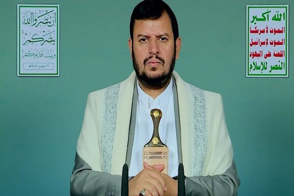 رهبر انصارالله یمن: توهین به قرآن کریم نشانگر ذات پلید صهیونیست هاست