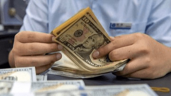 ترامپ، حریف بازار ارز تجاری نشد