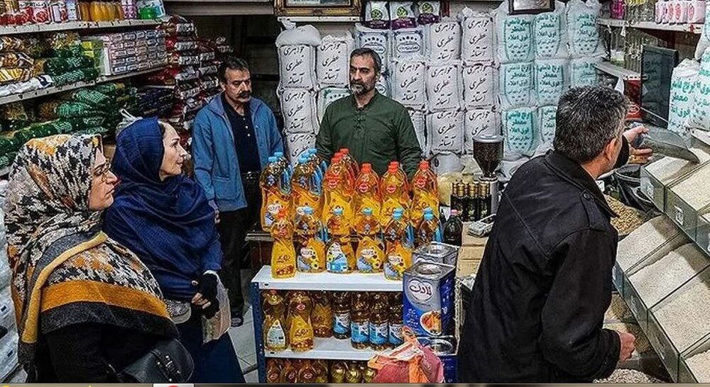 مجری صداوسیما: کالابرگ فعلی پاسخگوی گرانی‌ها نیست | آخرین خبر