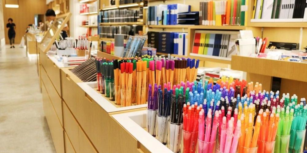 مقام وزارت صمت: ۸۰درصد نوشت‌افزارها تولید داخل است