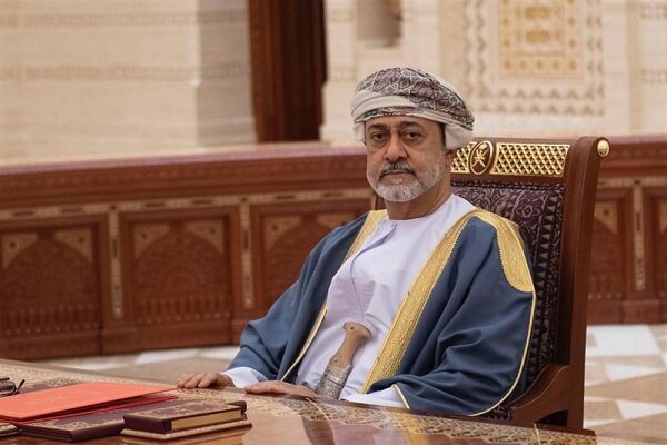 رایزنی سلطان عمان با یک مقام امنیتی برجسته اماراتی