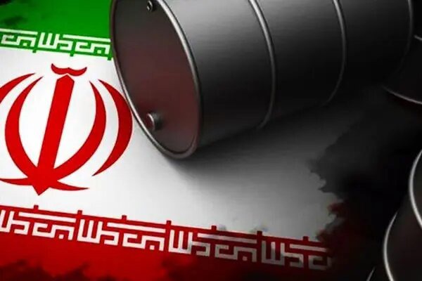 مقام آمریکایی: ایران هنوز ۲۰میلیون بشکه نفت خارج از محدوده محاصره دارد