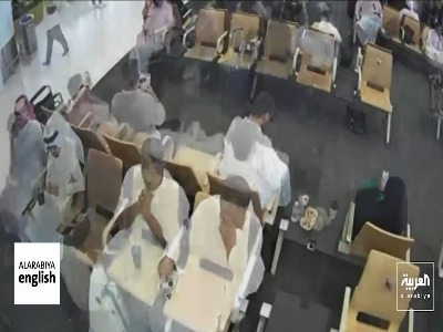 تصاویر لحظه اصابت حمله انصارالله یمن به فرودگاه ملک خالد ریاض