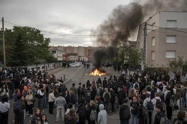 از سرگیری اعتراضات دانش‌آموزان فرانسوی؛ تعطیلی حدود ۲۰۰ مدرسه