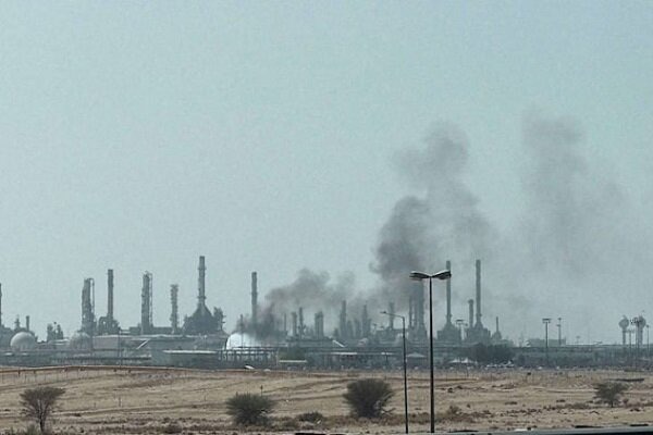 اذعان عربستان به هدف قرار گرفتن تأسیسات آرامکو در ظهران